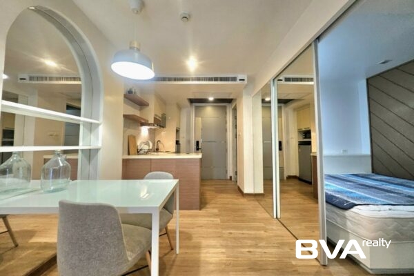 condo for rent Central Pattaya Apus Condominium