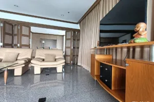 Gallery image #2 from post No BVA14548: Condo For Sale Pattaya Baan Haad U Thong Pratumnak