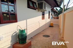 Gallery image #12 from post No BVA1379: House For Rent Pattaya Blue Star Village East Pattaya
