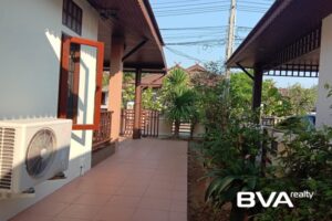 Gallery image #12 from post No BVA1379: House For Rent Pattaya Blue Star Village East Pattaya