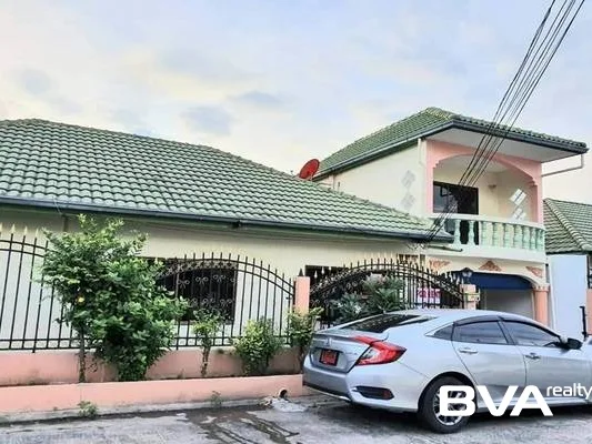 Gallery image #1 from post No BVA17895: House For Rent Pattaya Chat Kaew 9 Village East Pattaya