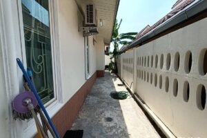 Gallery image #9 from post No BVA21756: House For Rent Pattaya Chokchai Garden Home 3 East Pattaya