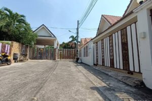 Gallery image #9 from post No BVA21756: House For Rent Pattaya Chokchai Garden Home 3 East Pattaya
