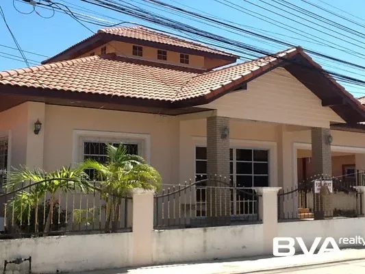 Gallery image #1 from post No BVA12457: House For Sale Pattaya Classic Village East Pattaya