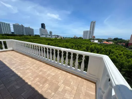Condo For Sale Pattaya Baan Suan Lalana Jomtien BVA112461