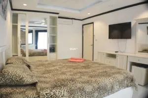 Condo for Sale Pattaya Jomtien Beach Condominium A2 BVA111245