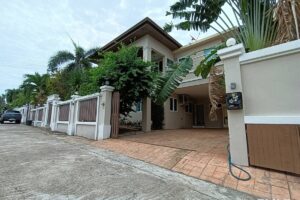 Gallery image #8 from post No BVA11845: House For Sale Pattaya European Home Place East Pattaya