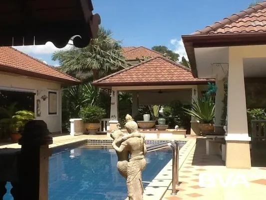 Gallery image #1 from post No BVA16153: House For Sale Pattaya Siam Gardens East Pattaya