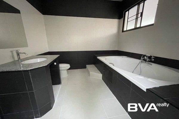 house for rent East Pattaya Siam Place Village