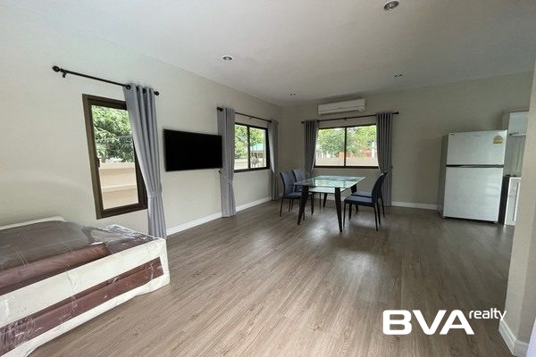house for rent East Pattaya Siam Place Village