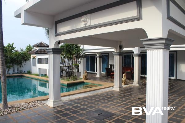 Haus zu verkaufen East Pattaya Temple Court Villas