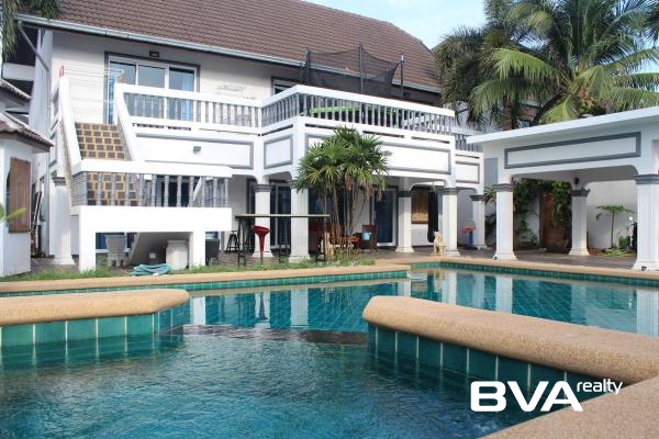 Haus zu verkaufen East Pattaya Temple Court Villas