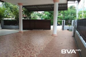 Gallery image #4 from post No BVA13527: House For Rent Pattaya Thai Garden Hill East Pattaya