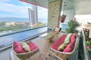 The Riviera Ocean Drive Jomtien Pattaya BVA3082 Image No 1