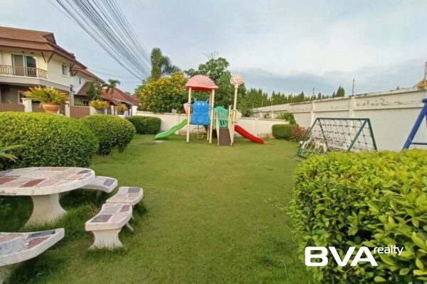 house for sale East Pattaya Tropical Village