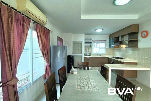 house for sale East Pattaya Tropical Village