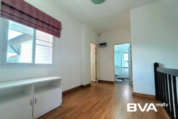 house for sale East Pattaya Tropical Village