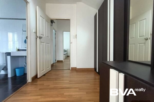 house for sale East Pattaya Tropical Village