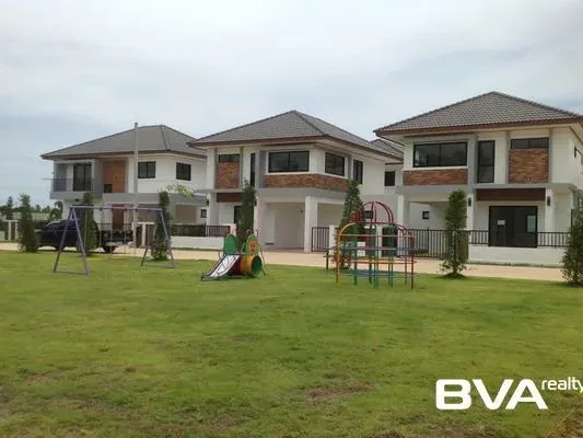 Gallery image #15 from post No BVA11011: House For Sale Pattaya Uraiwan Park View East Pattaya